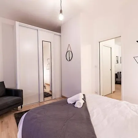 Appart' Standing- Centre Apartment *